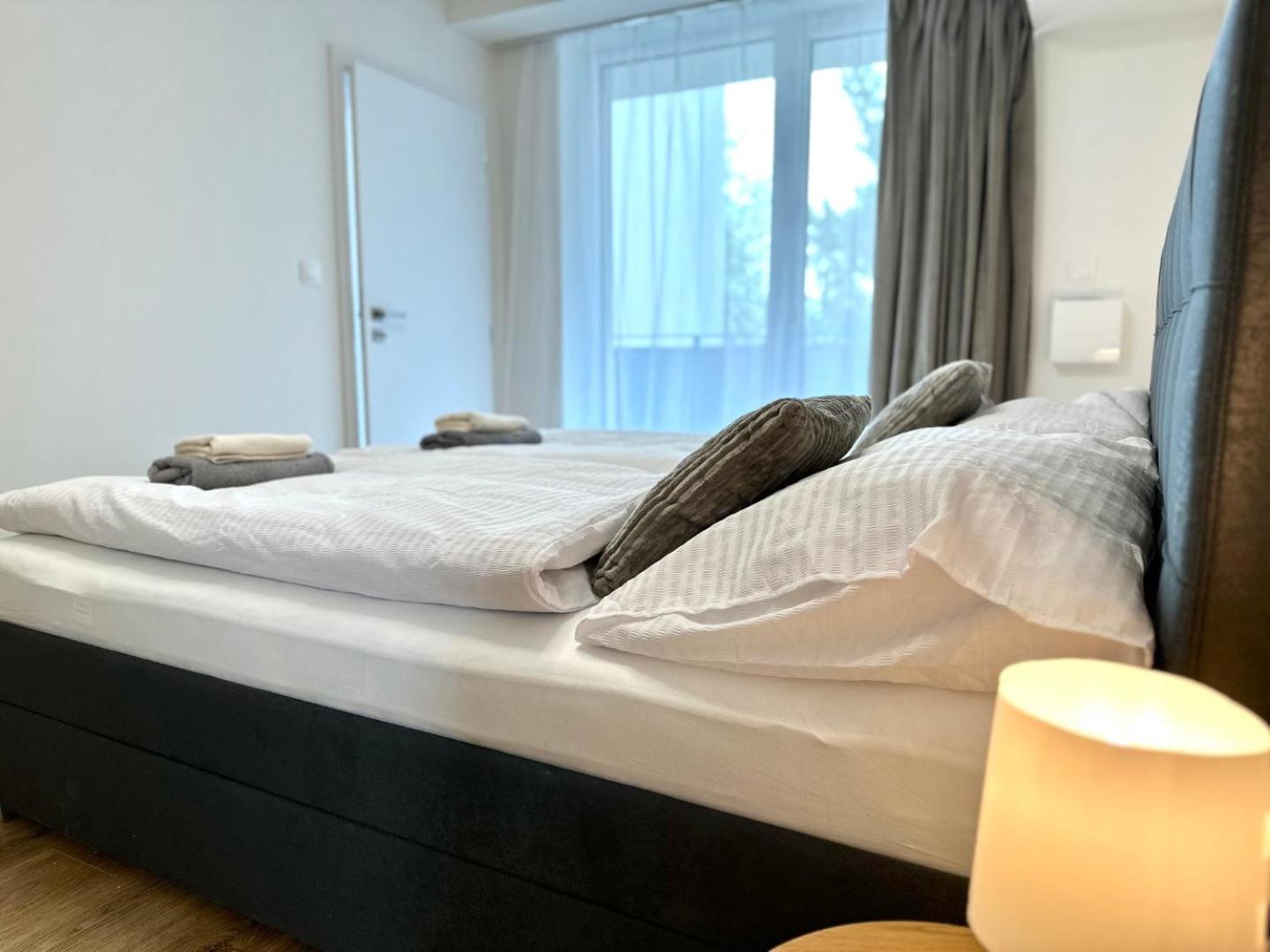 2 Room Apartment, New Building, Balcony, 208 Rovinka Extérieur photo