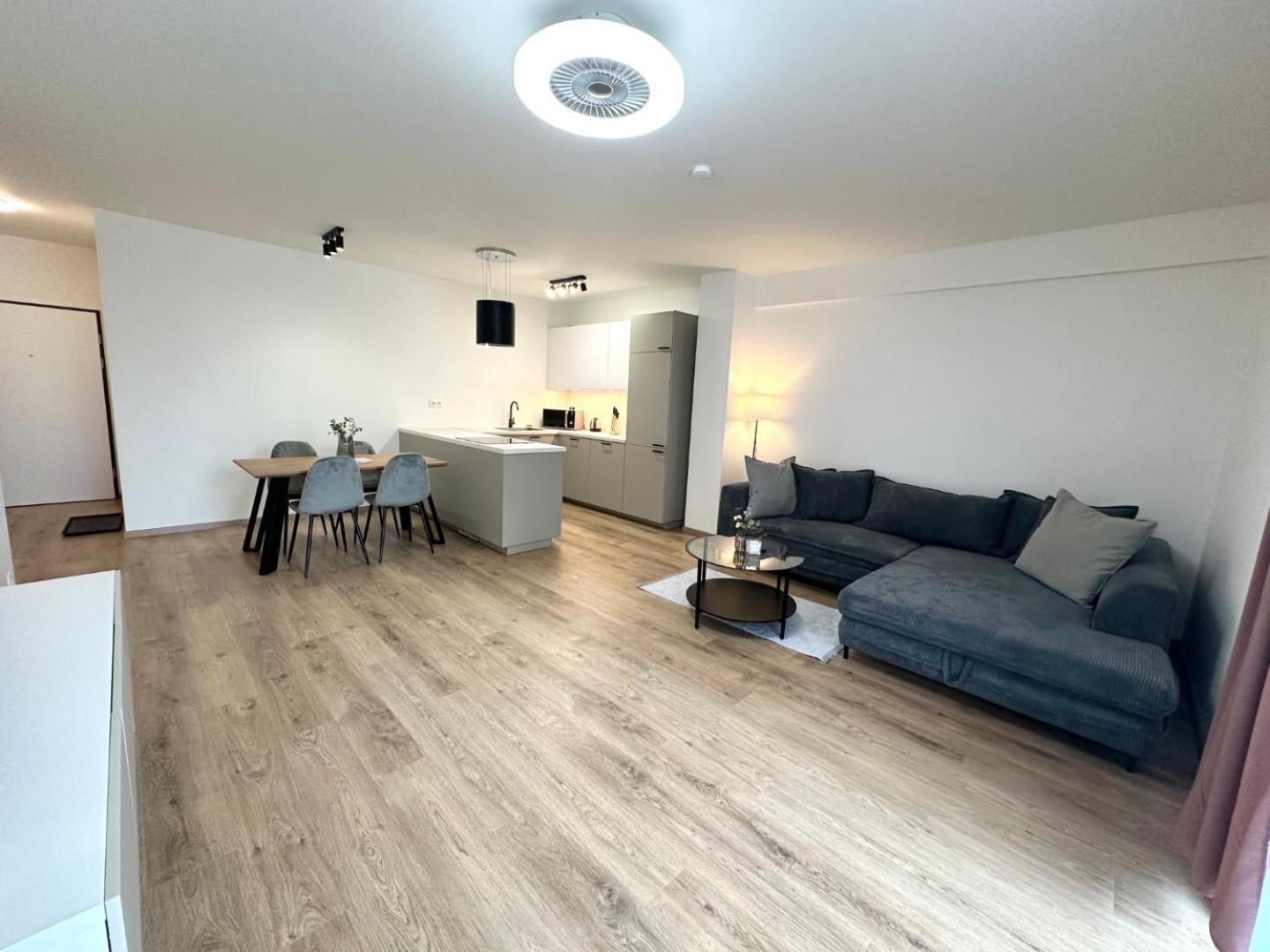 2 Room Apartment, New Building, Balcony, 208 Rovinka Extérieur photo